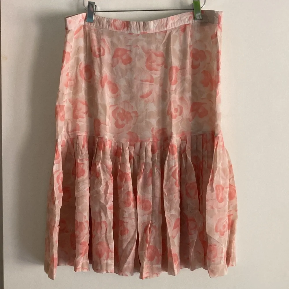 Louis Feraud Vintage Lightweight Pink Floral Silk Skirt from Germany US Size 10 - Picture 5 of 7